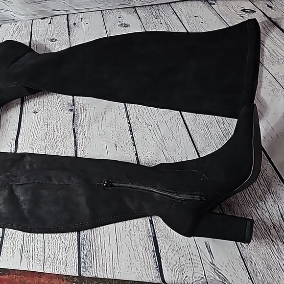 NWB Wild Pair Bravy Microsuede Over The Knee Boots Black size 6 - Picture 2 of 9